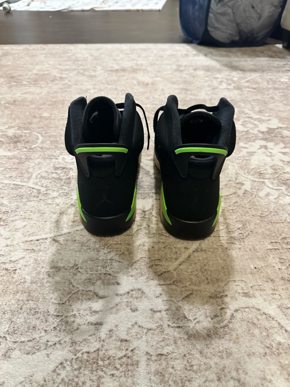 Retro Jordans 6s Black High-Top Sneakers with Neon Green Accent - Picture 3 of 3